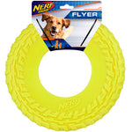 Voir l’image dans la galerie, Nerf Dog - Disque Volant à Texture de Pneu 22.5 cm - Jouet à Lancer et à Rapporter pour Chiens