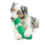 Voir l’image dans la galerie, Lulubelles Power Plush - Cornichon à l’Aneth - Jouet en Peluche avec Couineur pour Chiens